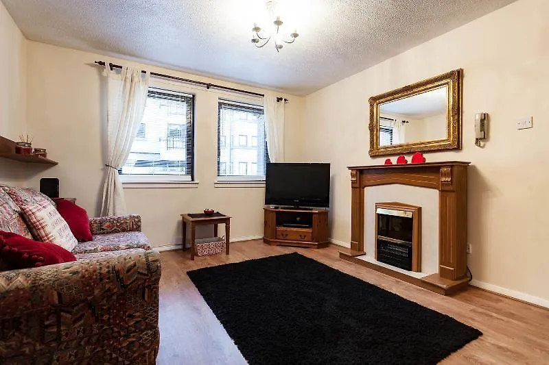 Bryson Road Edinburgh Apartment