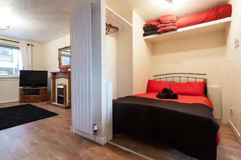 Bryson Road Edinburgh Apartment